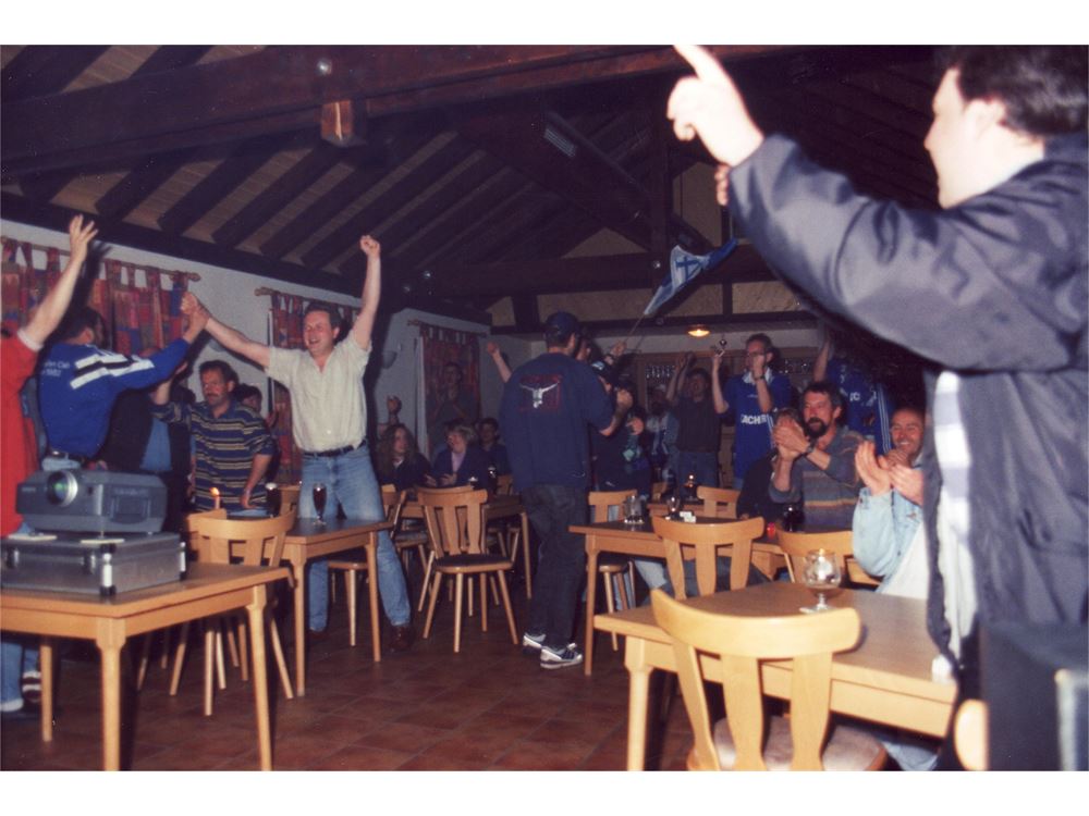 1997-uefa-cup-finale-14.jpg