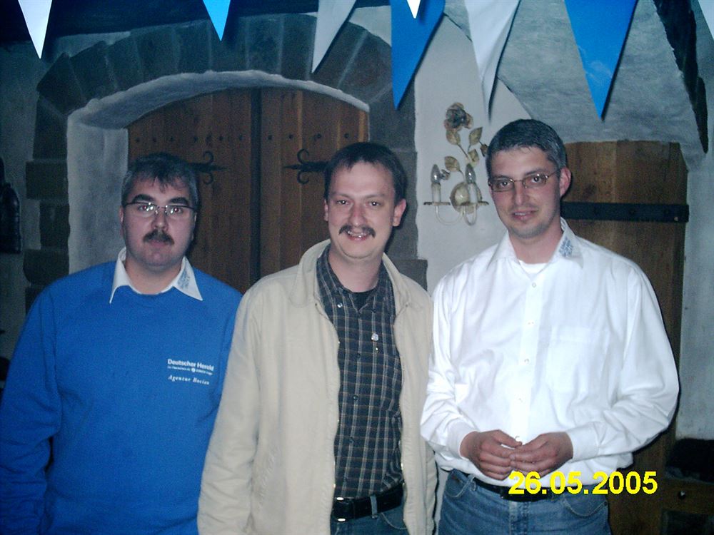 s04_002.jpg