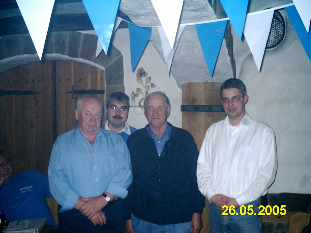 s04_003.jpg